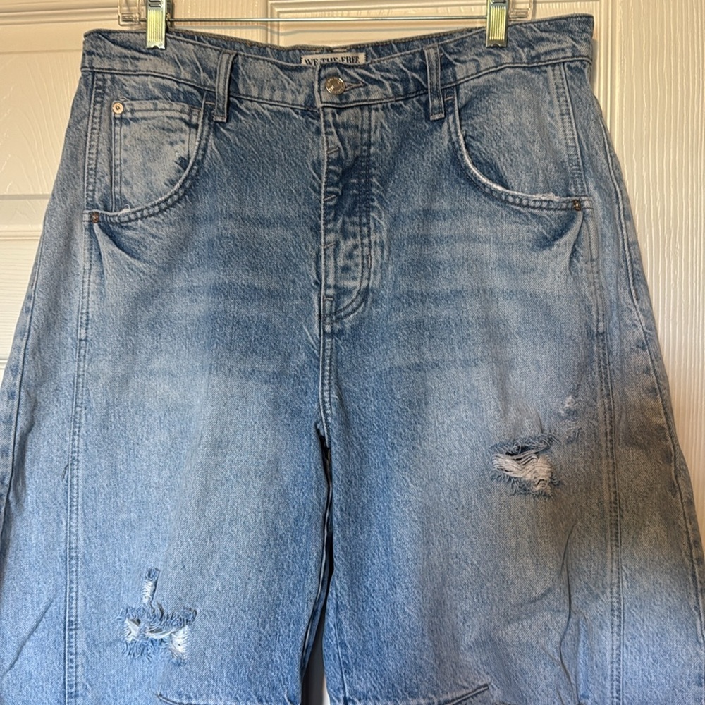 We The Free Good Luck Barrel Jeans- distressed - Picture 2 of 5